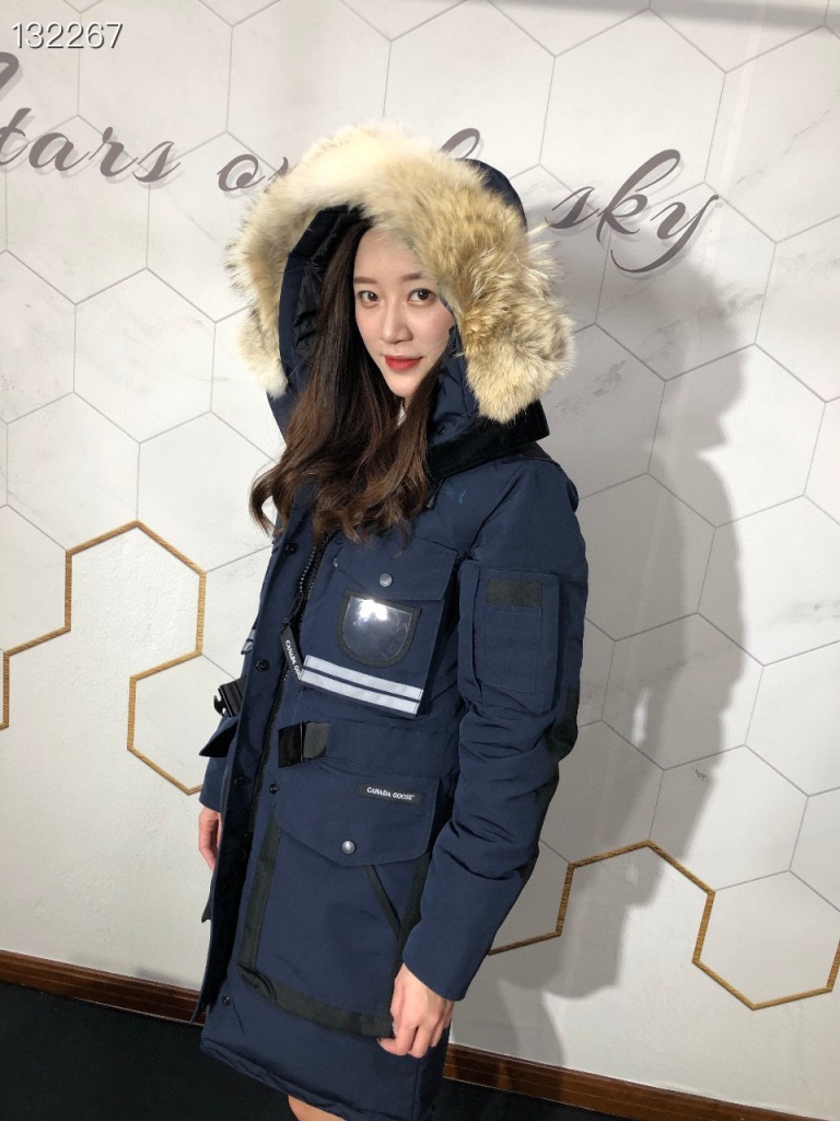 Canada Goose Long Down Jacket(w)-011