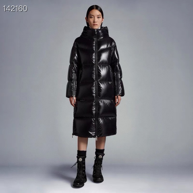 Moncler Long Down Jacket(w)-018