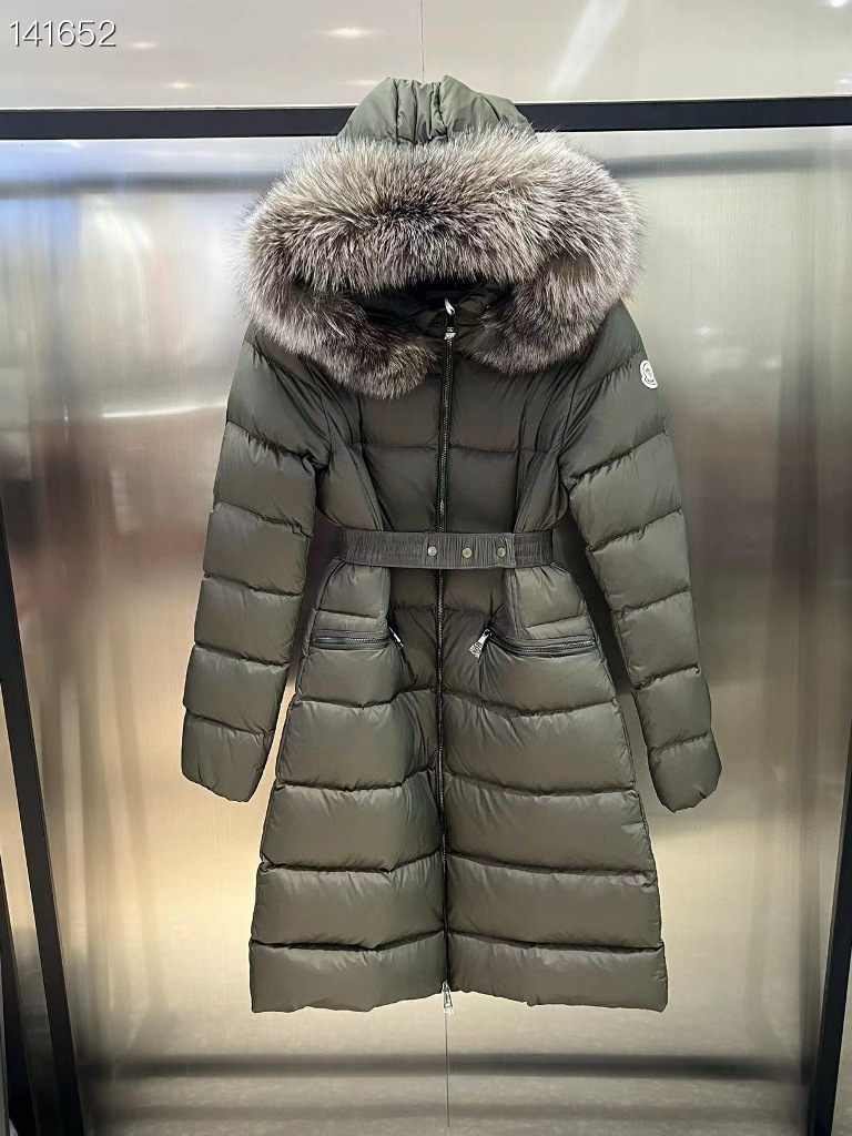 Moncler Long Down Jacket(w)-014