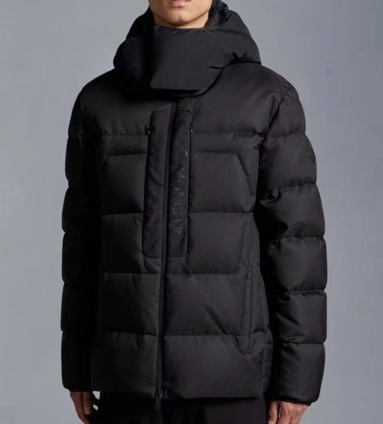Moncler Down Jacket-033