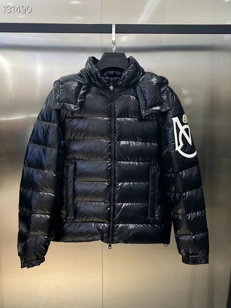 Moncler Down Jacket-022