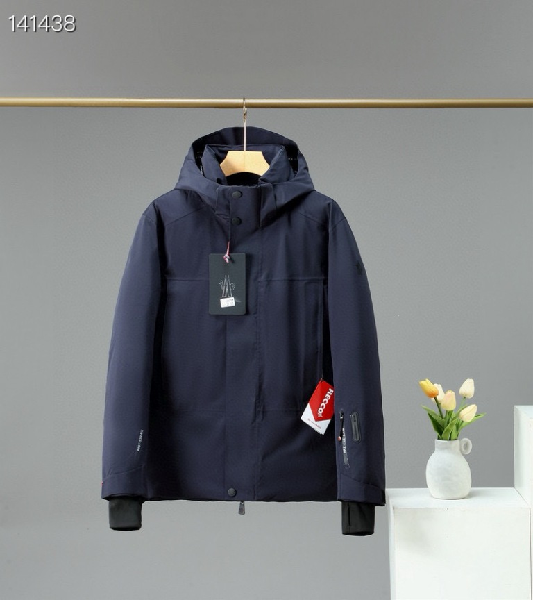Moncler Down Jacket-069