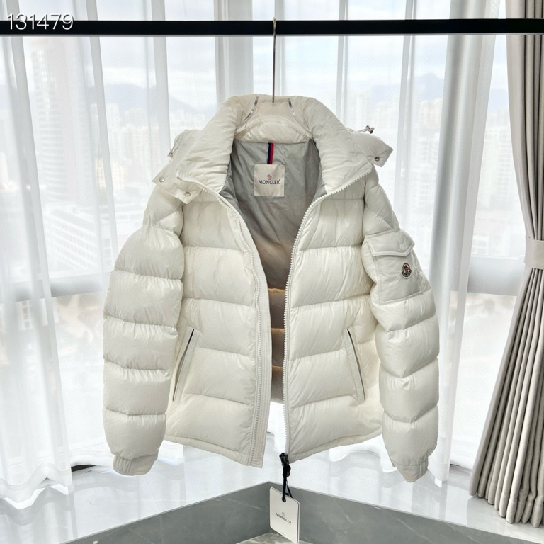 Moncler Down Jacket-063