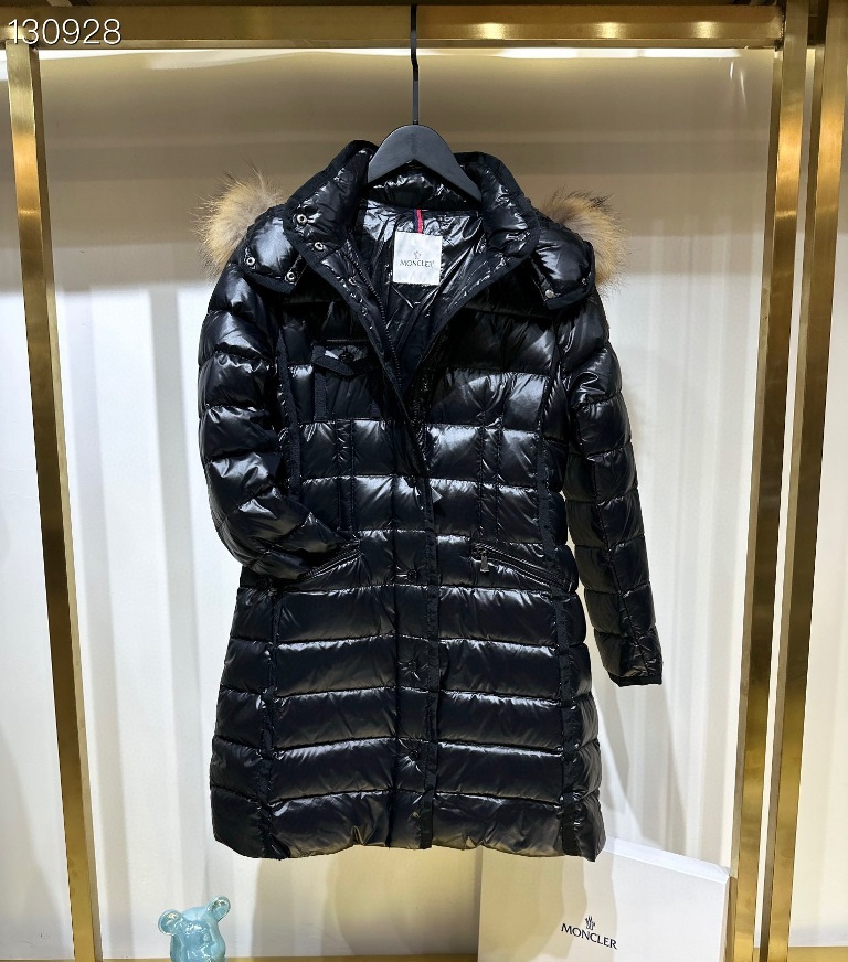 Moncler Long Down Jacket(w)-006