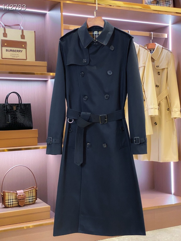 Burberry Long Trench Coat-007