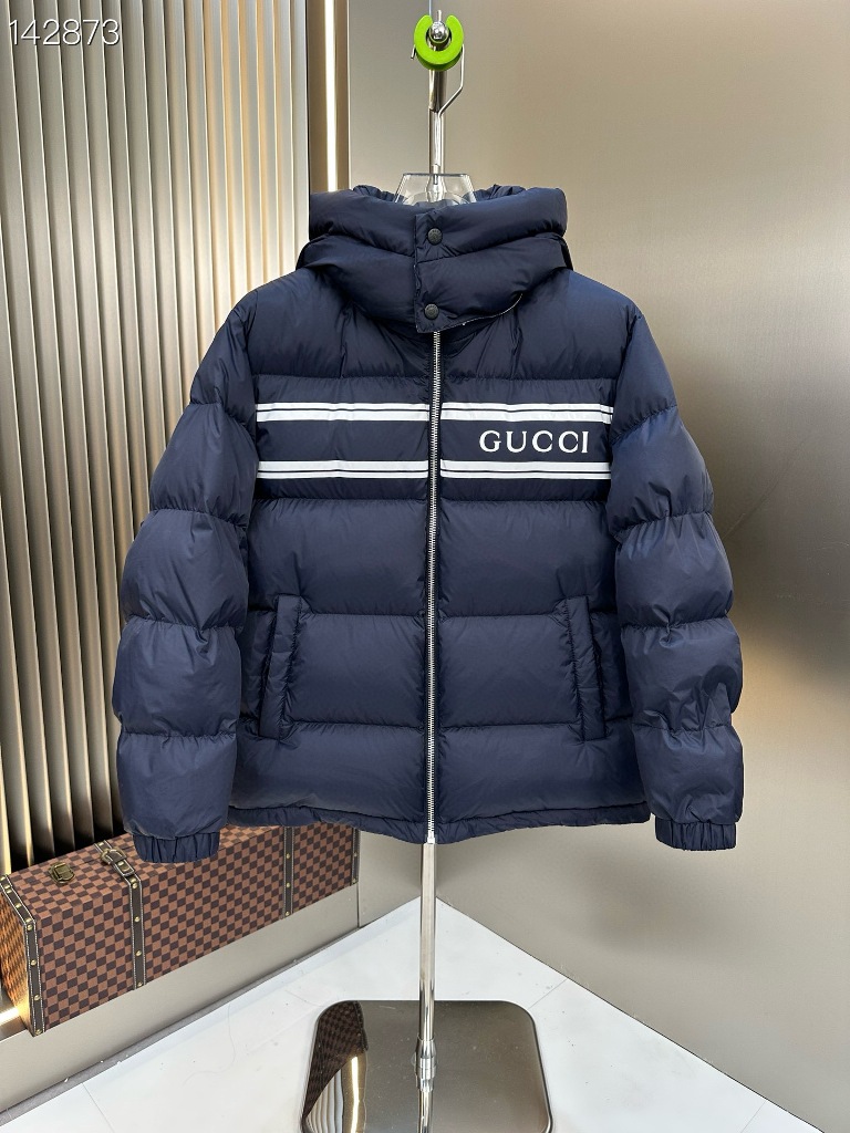 Gucci Down Jacket-005