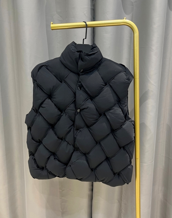 Bottega Veneta Down Vest-002