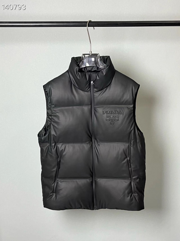Prada Down Vest-002