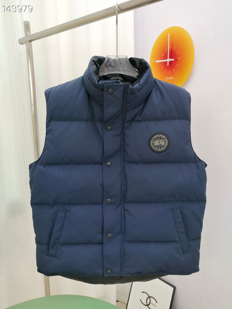 Canada Goose Down Vest-016