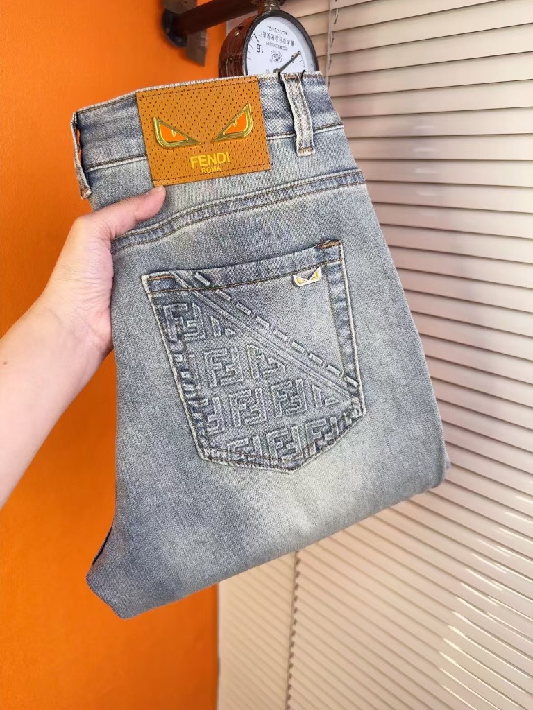 Fendi Jeans-002