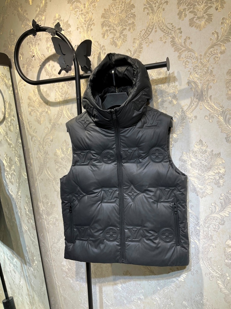 LV Down Vest-001