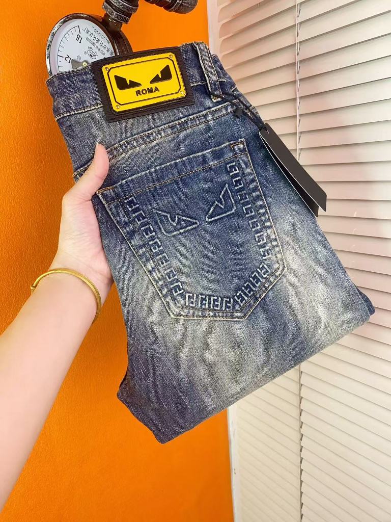 Fendi Jeans-001