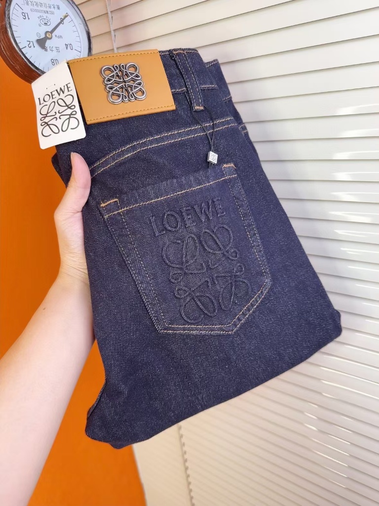 Loewe Jeans-001