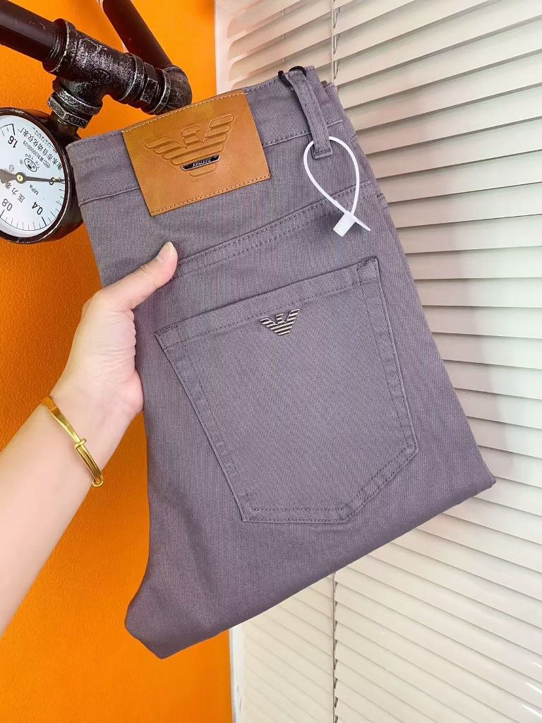 Armani Jeans-004