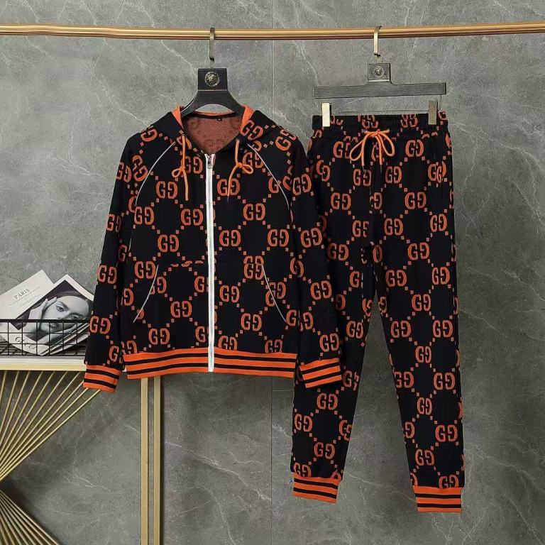 Gucci Suits-037