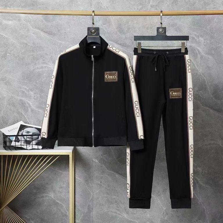 Gucci Suits-023