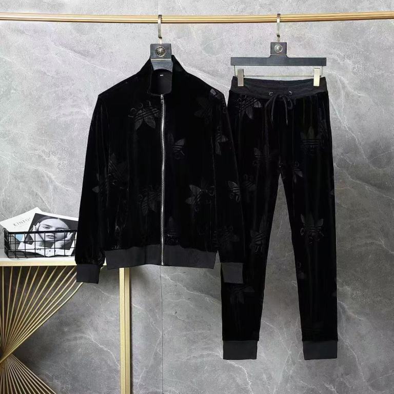 Gucci Suits-020
