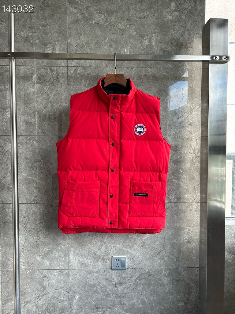 Canada Goose Down Vest-010