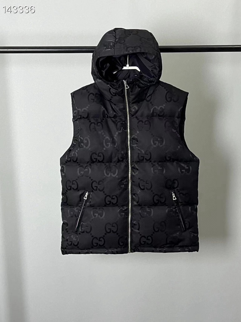 Gucci Down Vest-003