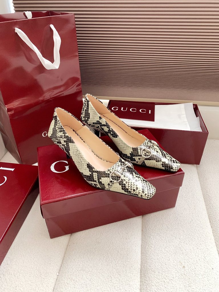 Gucci High Heels(w)-020
