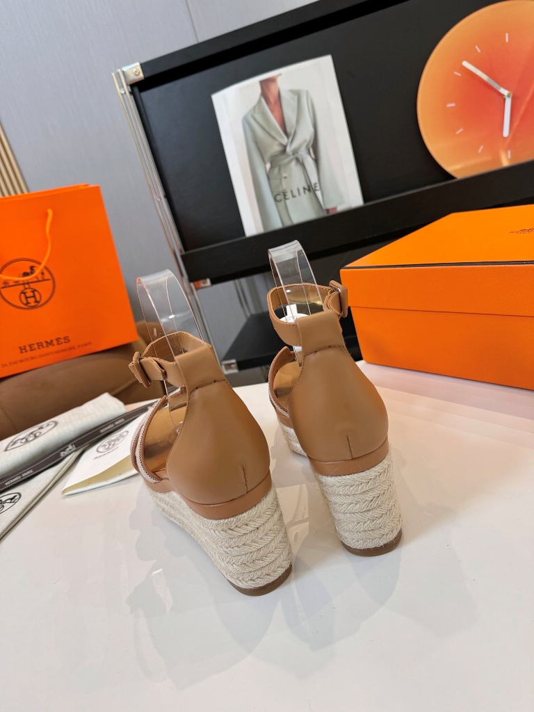 Hermes Sandals(w)-013