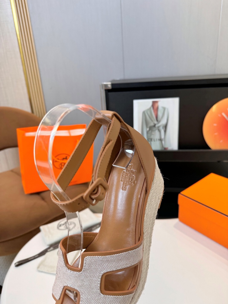 Hermes Sandals(w)-013