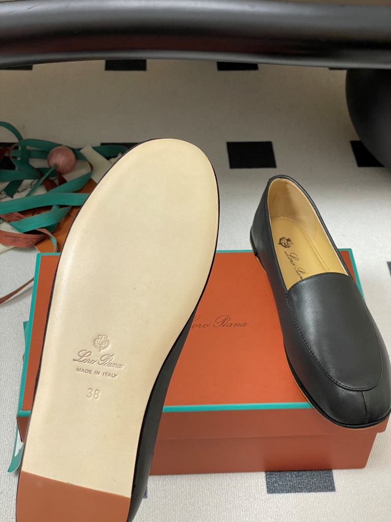 Loro Piana Couple Shoes-005