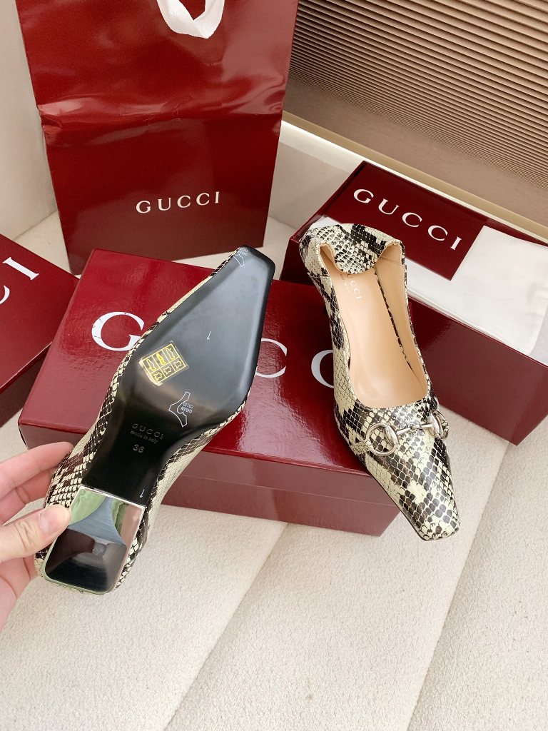 Gucci High Heels(w)-020