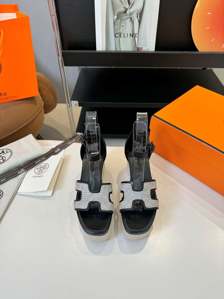 Hermes Sandals(w)-012