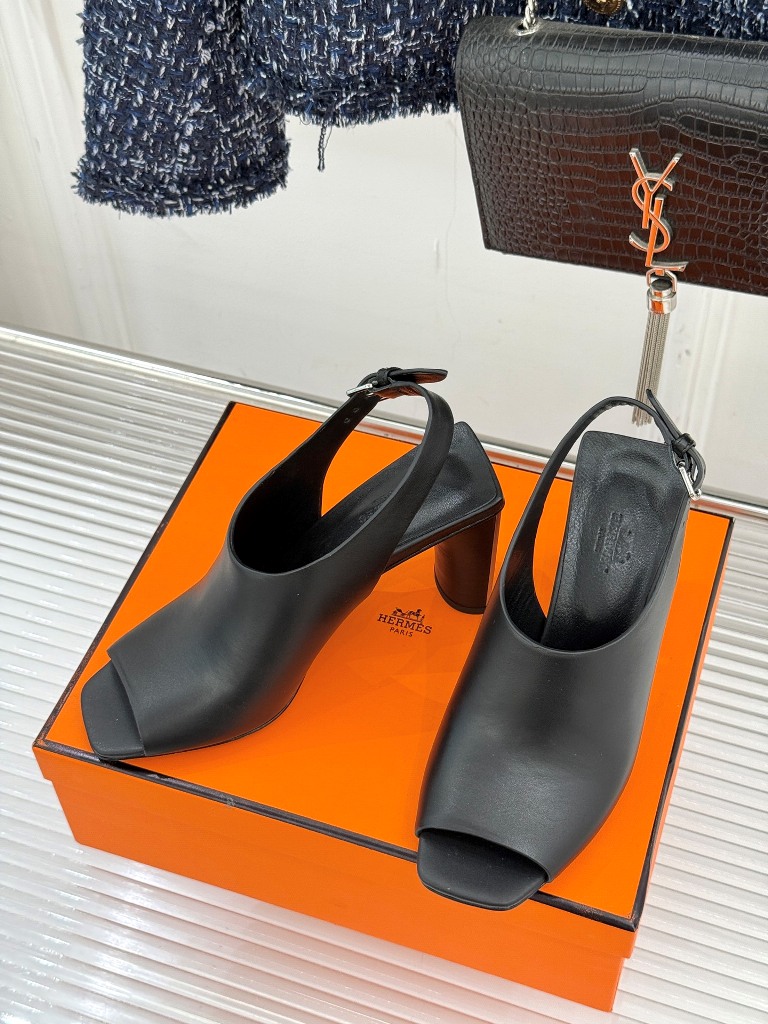 Hermes Sandals(w)-005