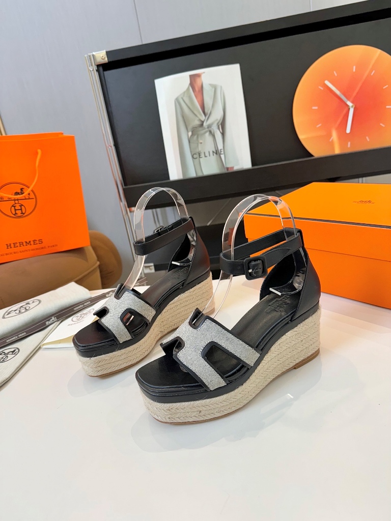 Hermes Sandals(w)-012