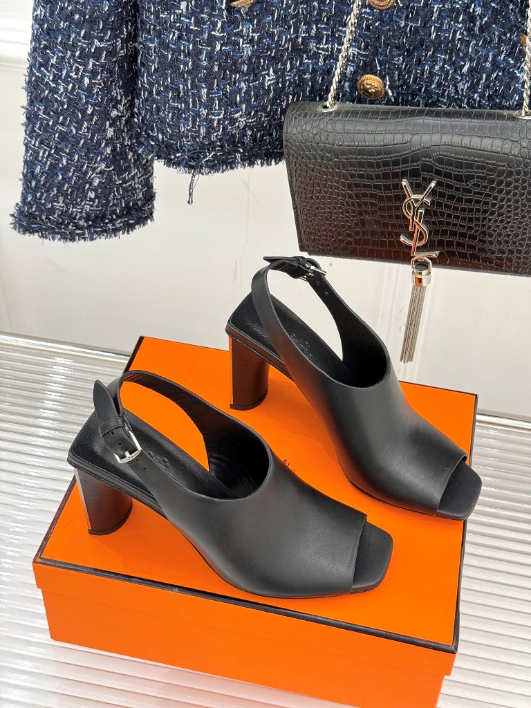 Hermes Sandals(w)-005