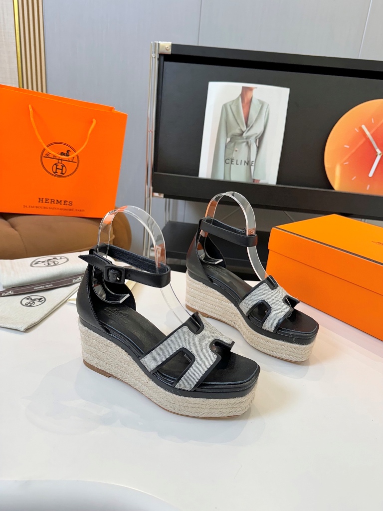 Hermes Sandals(w)-012