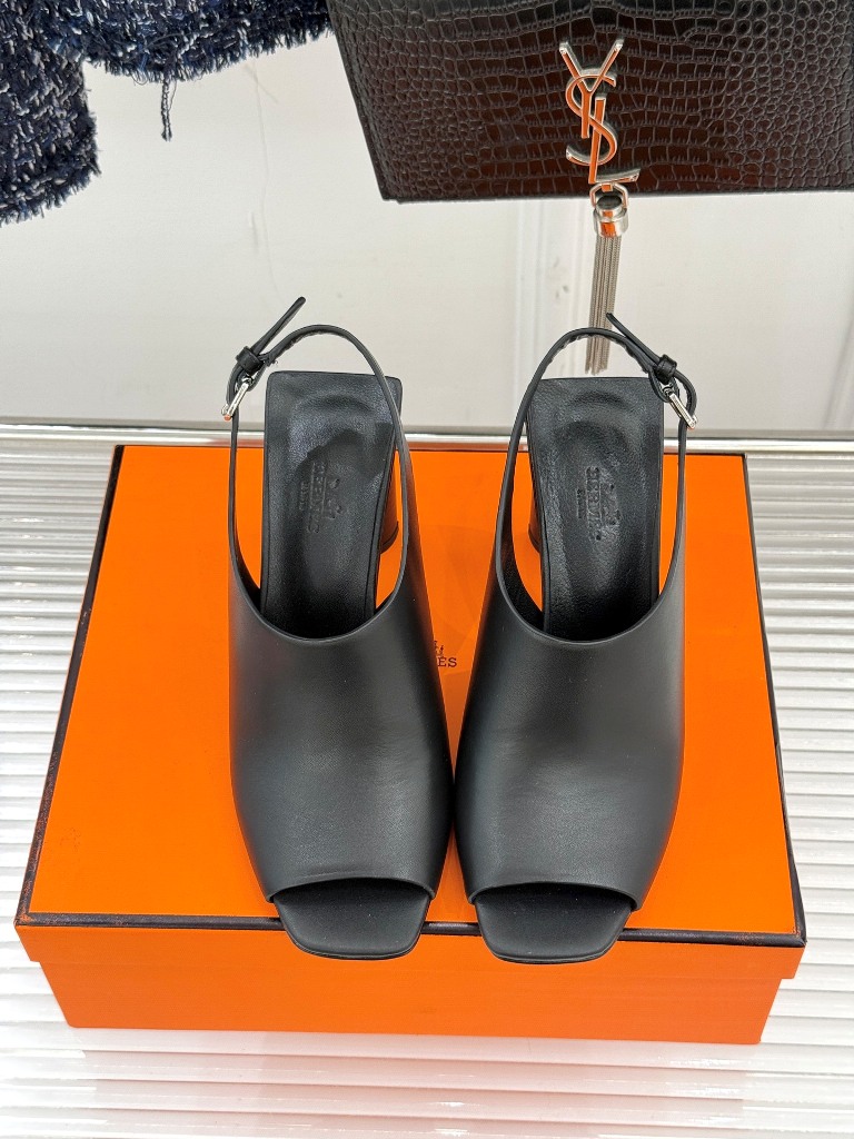Hermes Sandals(w)-005