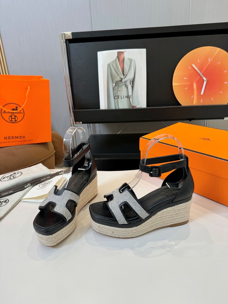 Hermes Sandals(w)-012