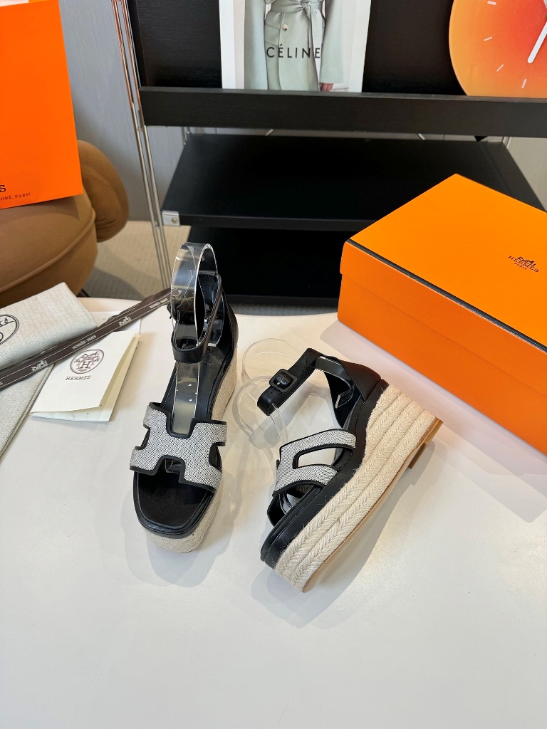 Hermes Sandals(w)-012