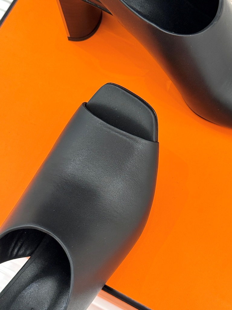 Hermes Sandals(w)-005