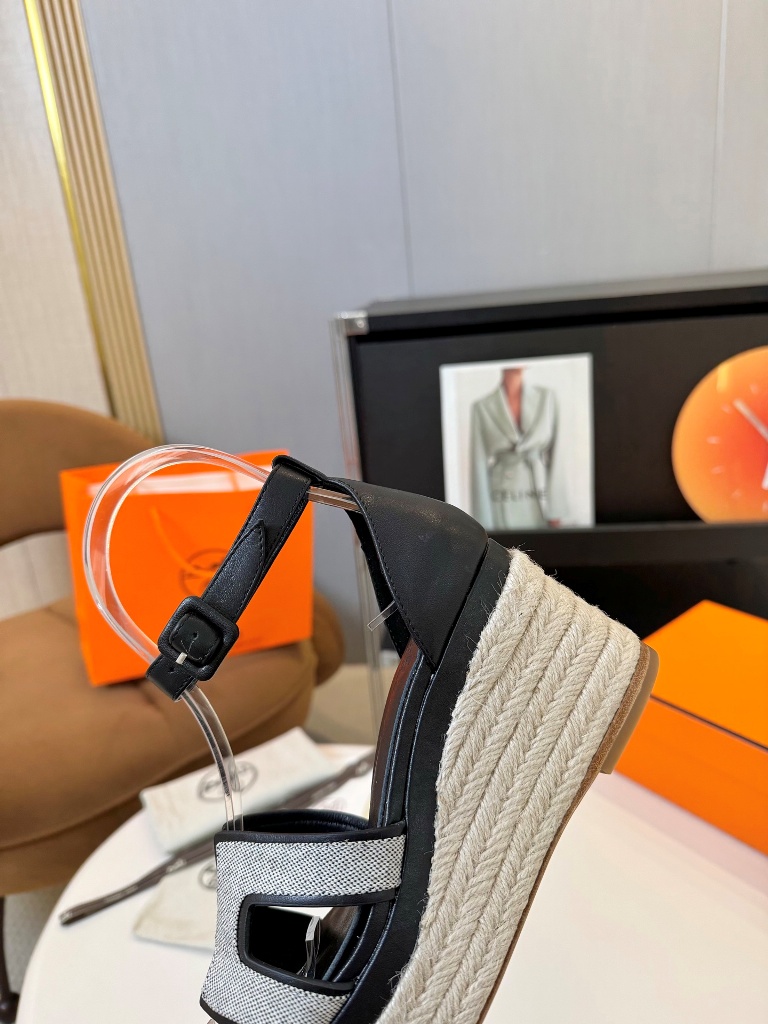 Hermes Sandals(w)-012