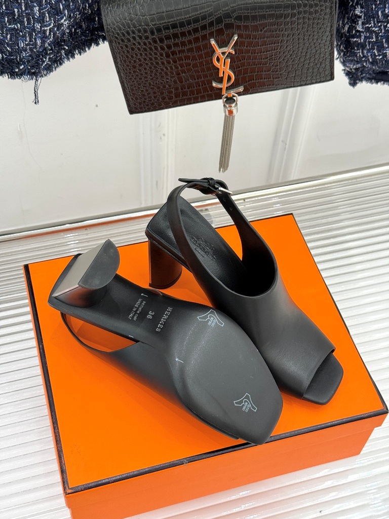 Hermes Sandals(w)-005