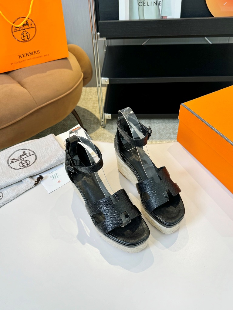 Hermes Sandals(w)-010