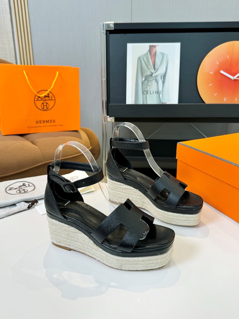 Hermes Sandals(w)-010
