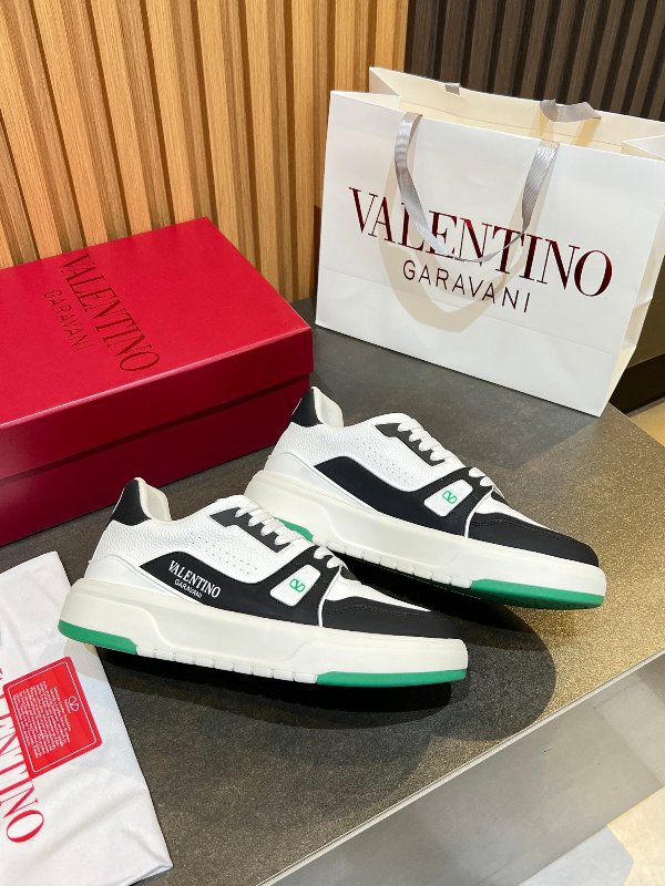 Valentino Couple Shoes-004