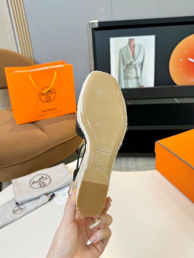 Hermes Sandals(w)-010