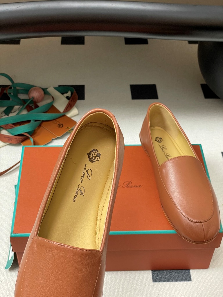 Loro Piana Couple Shoes-001
