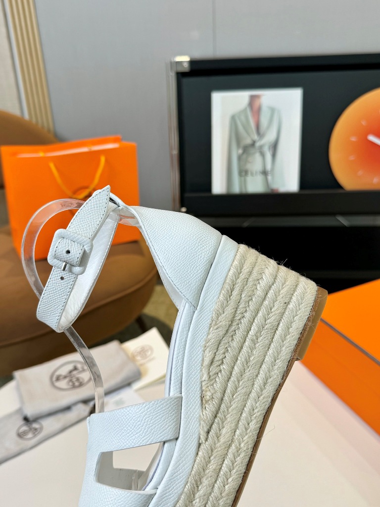 Hermes Sandals(w)-009
