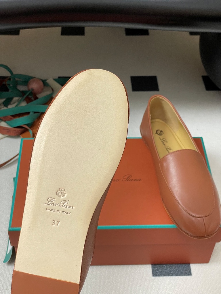 Loro Piana Couple Shoes-001