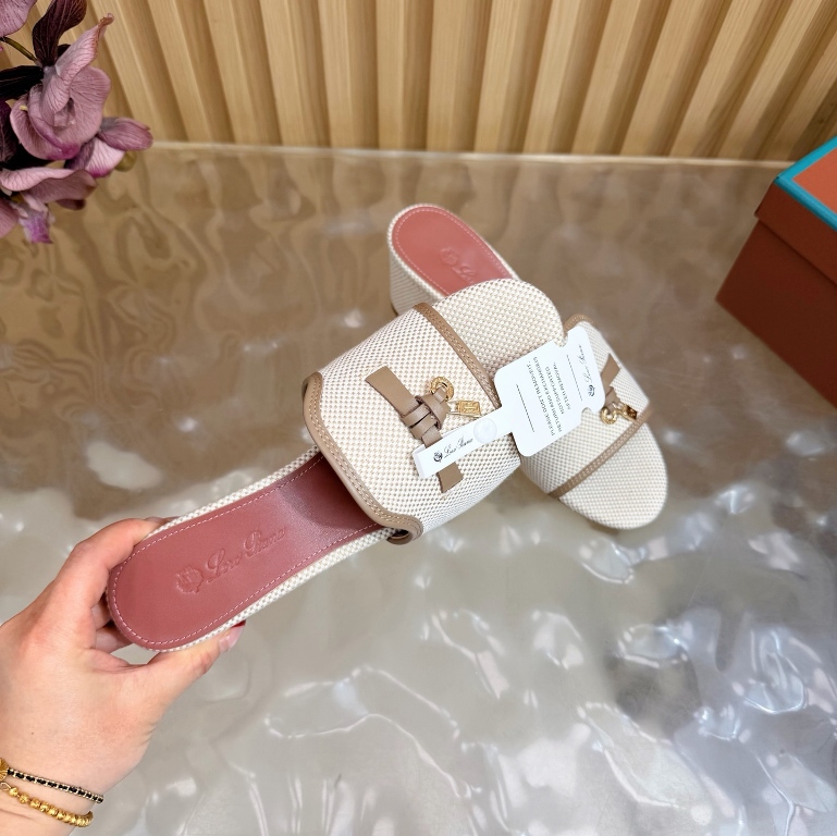 Loro Piana Slippers(w)-001