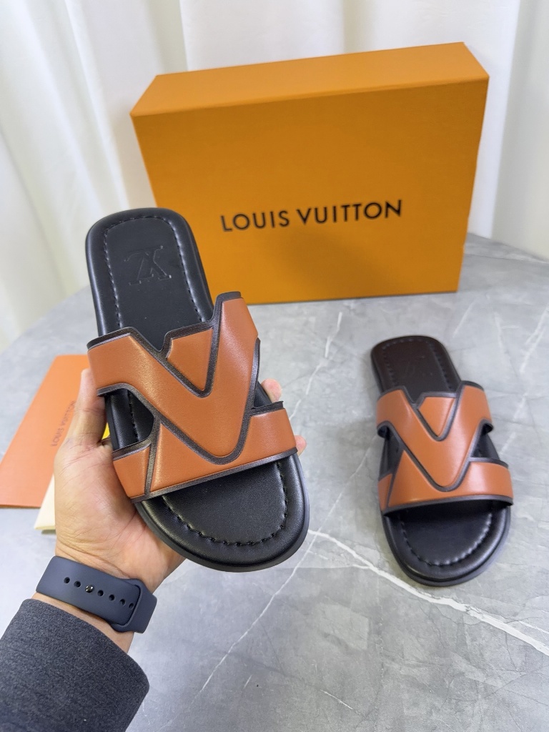 LV Slippers-010