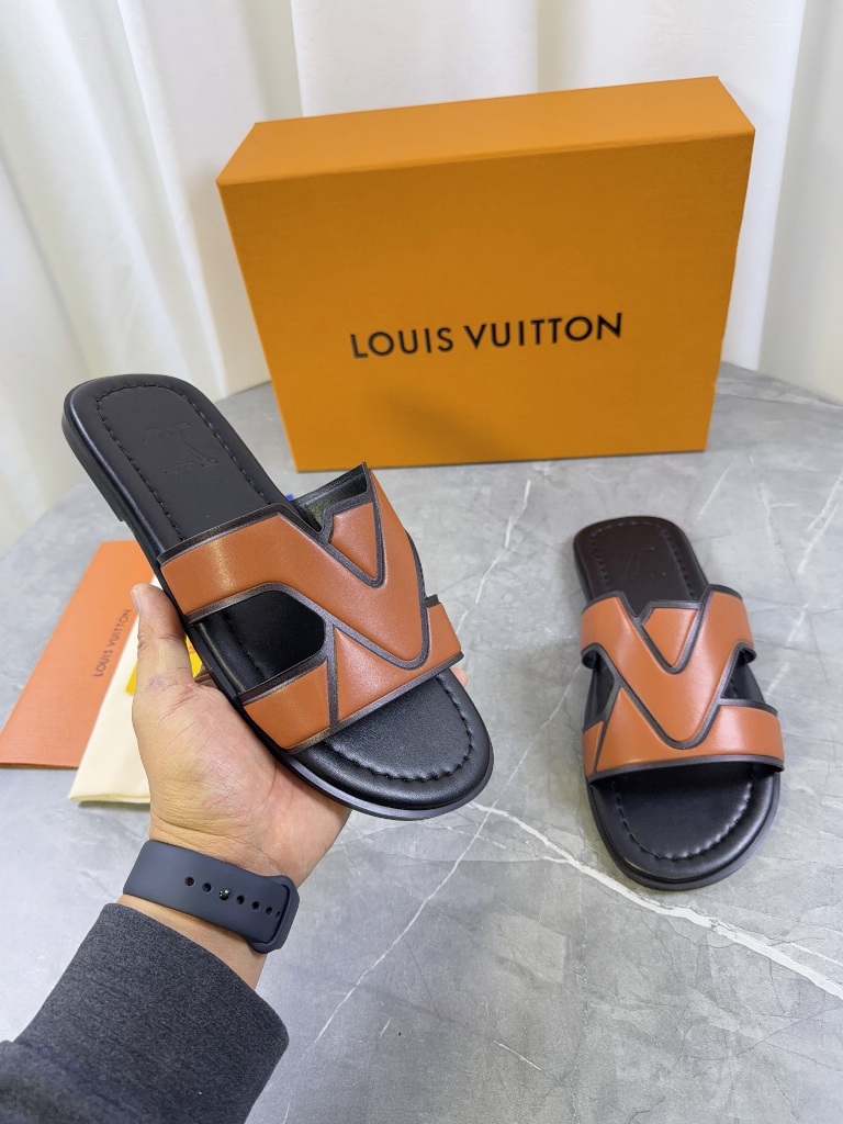 LV Slippers-010