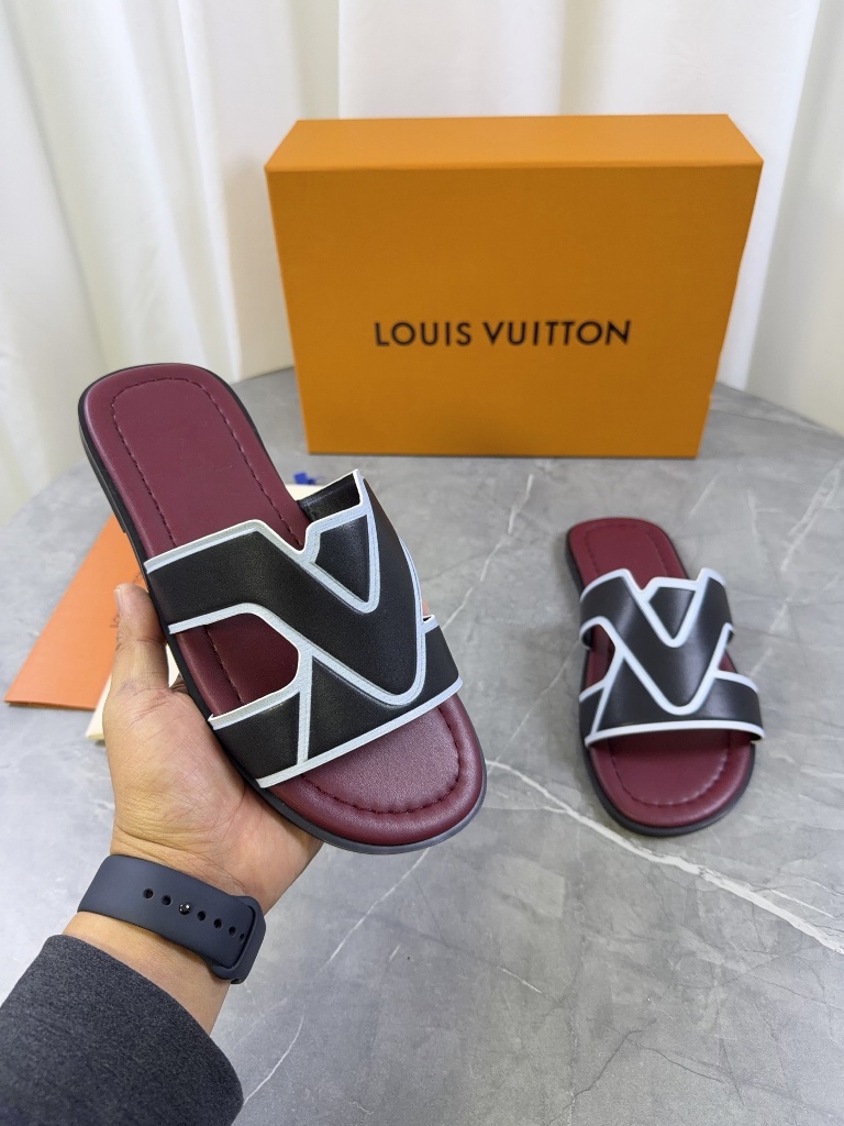 LV Slippers-014